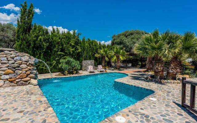 Nuestra Finca Rural Orgiva by Ruralidays