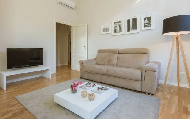 Unique & Stylish Repubblica