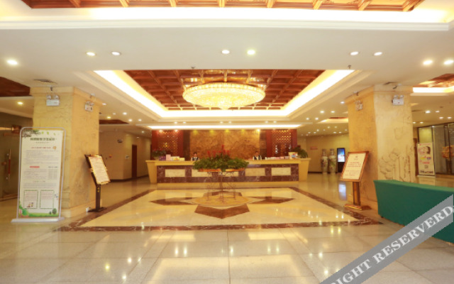 Grand Dragon Hotel