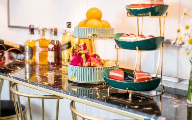 Yunshuige Lake View Pool Villa