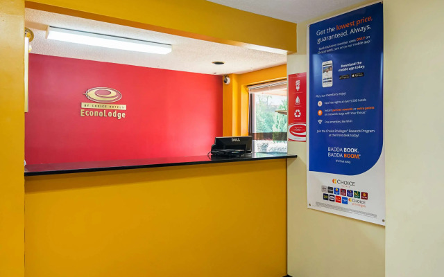Econo Lodge Research Triangle Park