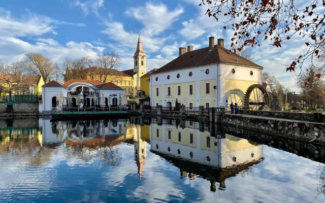 Lugas Apartman