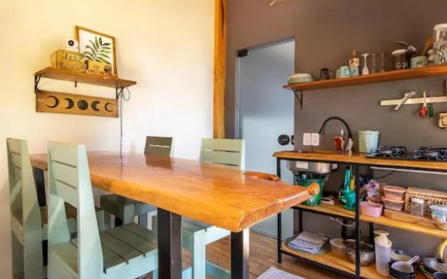 Cabana aconchegante em bombinhas.