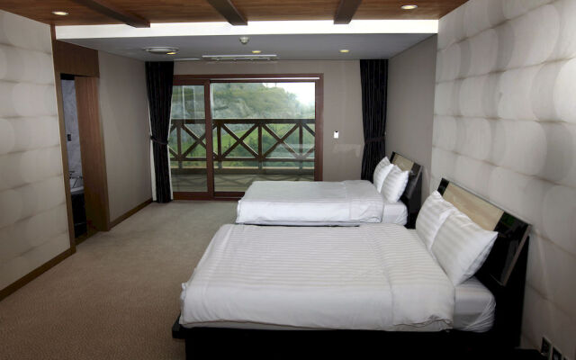 City Park Golf & Hotel