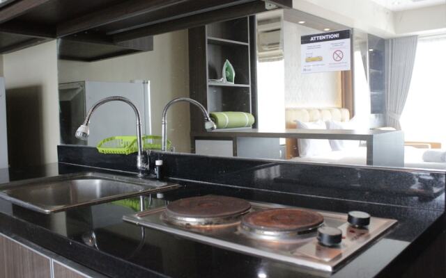 Modern Chic Studio Apartment at Tamansari La Grande near BIP