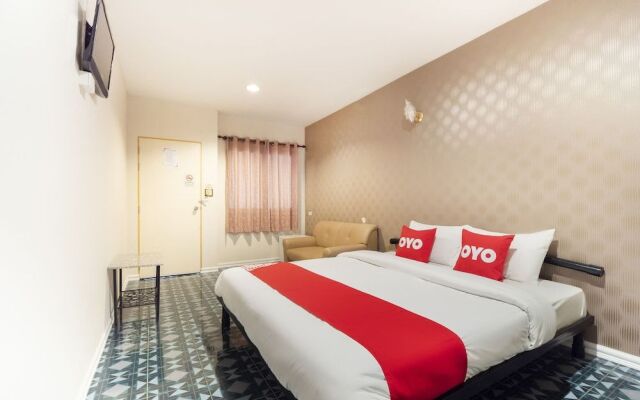 OYO 703 Koh Chang Riverside Resort