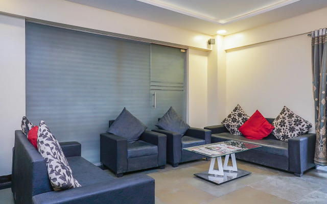 OYO 82741 Mohan Garden Stays