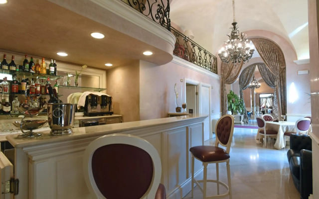 Suite Hotel Santa Chiara