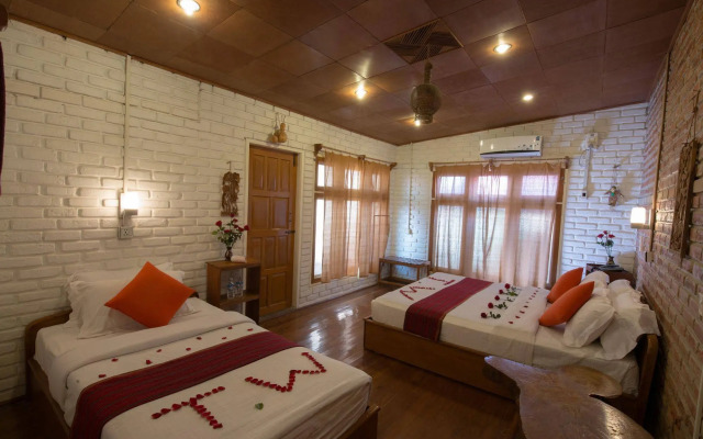 Teak Wood Hotel
