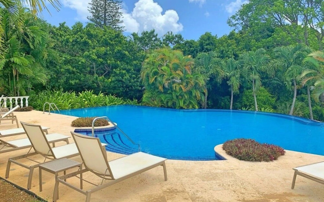 Royal Apartment 221 by Island Villas