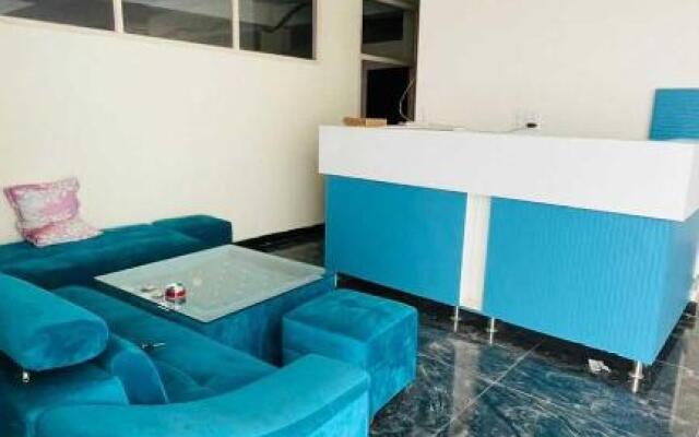 Oyo 92377 Rsk Crown Plaza