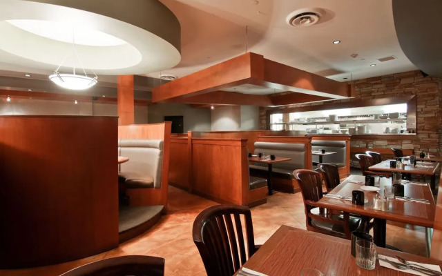 Holiday Inn Sherwood Park Conference Ctr