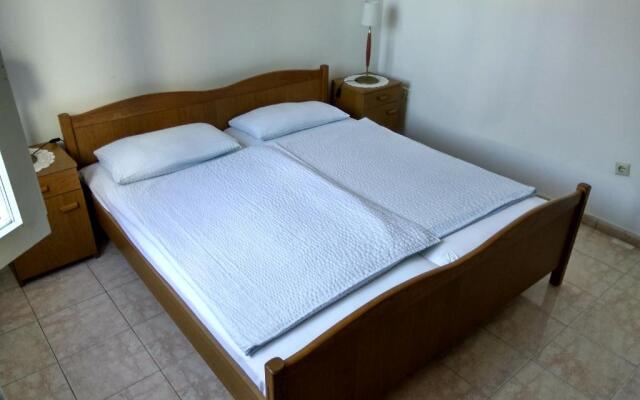 Suran Apartments