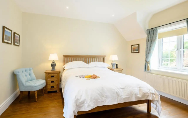 Sea Holly Cottage-UK11931
