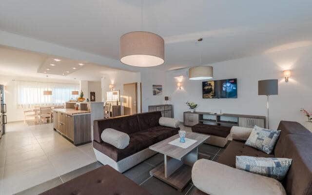 Dalmacija VI in Sukošan