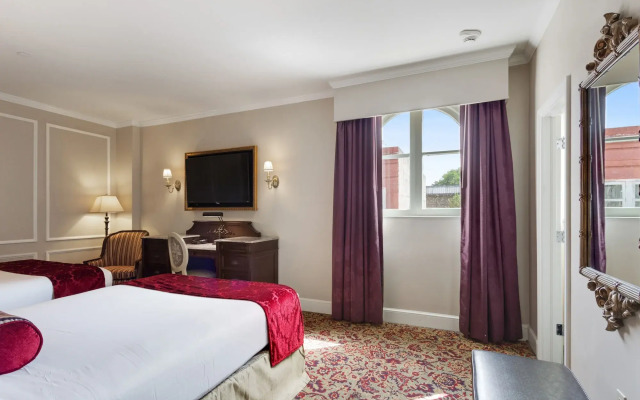 Prince Conti Hotel