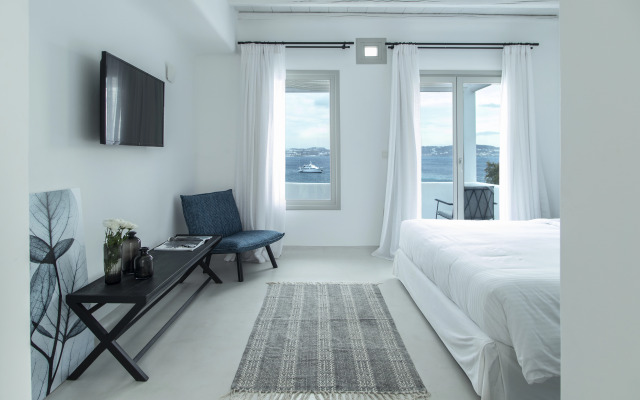 Nimbus Mykonos