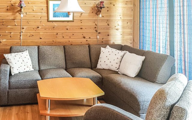 Awesome Home in Øystese With 3 Bedrooms and Sauna
