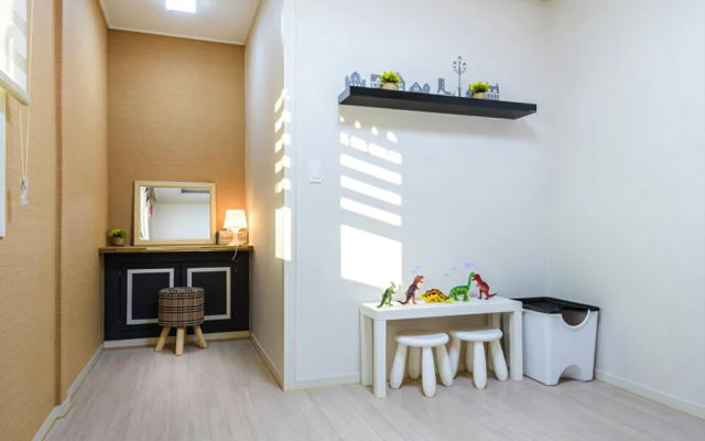 Seogwipo Sanbangsan-ui-achim Pension