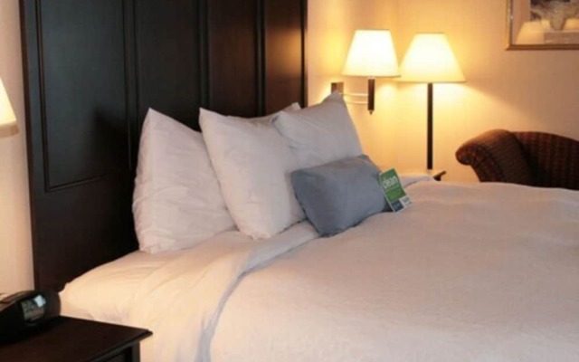 Hampton Inn Toronto/Mississauga