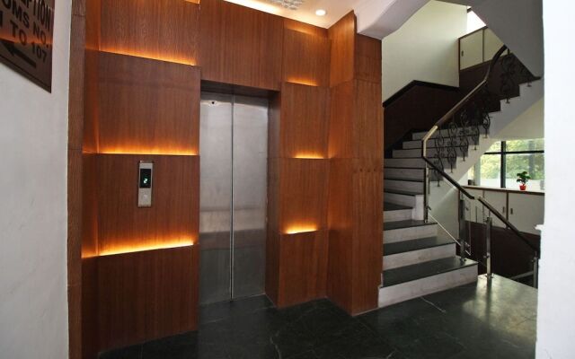 Capital O 18777 Chanson Hotels