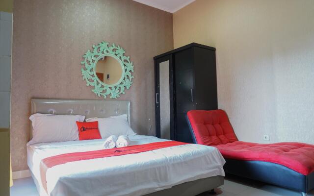 RedDoorz near Kemang Square
