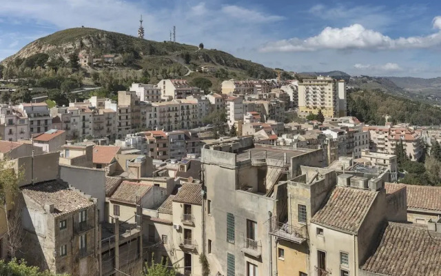 Villa Salemi With Pool