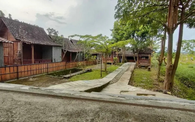 Villa Pondok Daun Yogyakarta