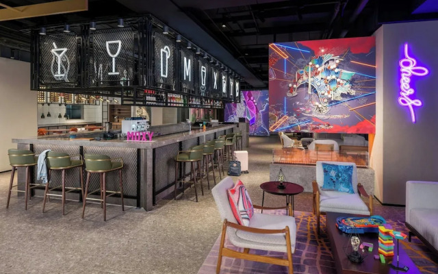 Moxy Suzhou City Centre