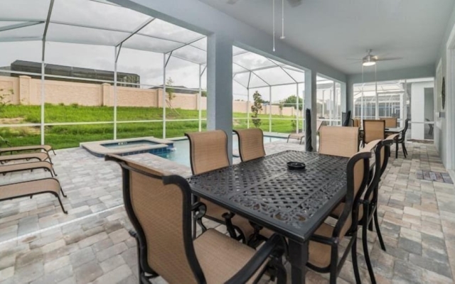 9BR Pool Home in ChampionsGate MVD