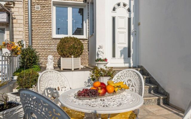 Holiday Apartment Ana Karenjina