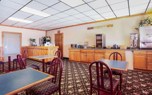 Howard Johnson by Wyndham Helena