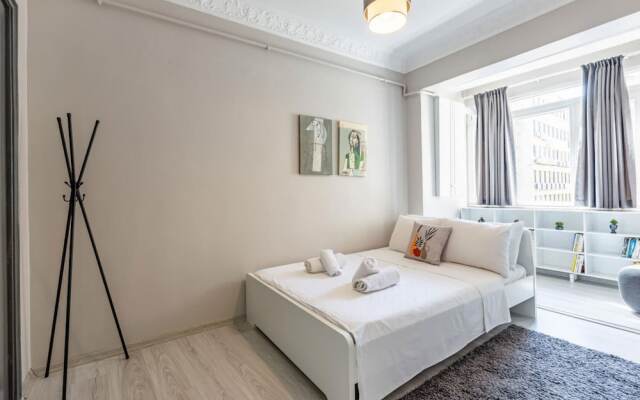 Central and Stylish Flat in Nisantasi