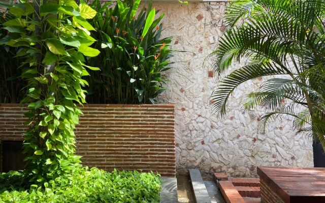 Wynwood Eslava in Cartagena