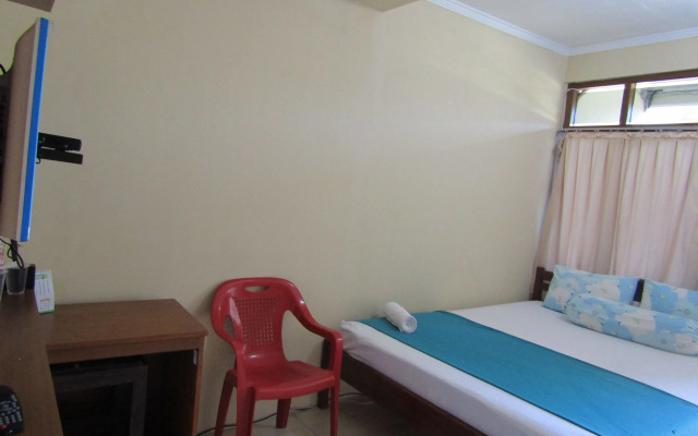 Hotel Family Syariah 1 by ZUZU