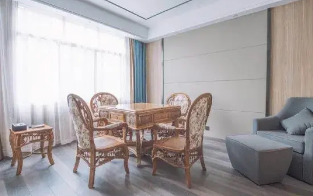 Long Cheng Hotel