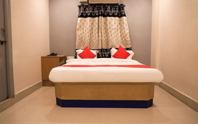 OYO 15752 KBR Residency