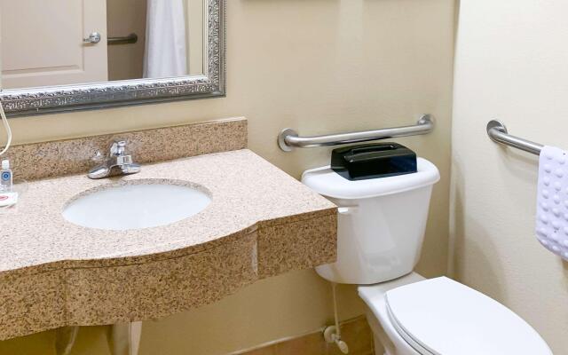 Comfort Suites Morrow - Atlanta South