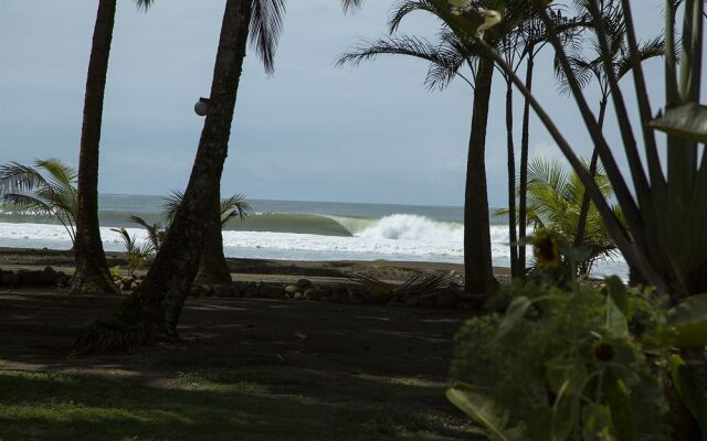 Clandestino Beach