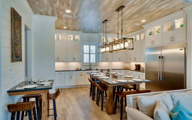 Serenity Retreat by Destin Getaways