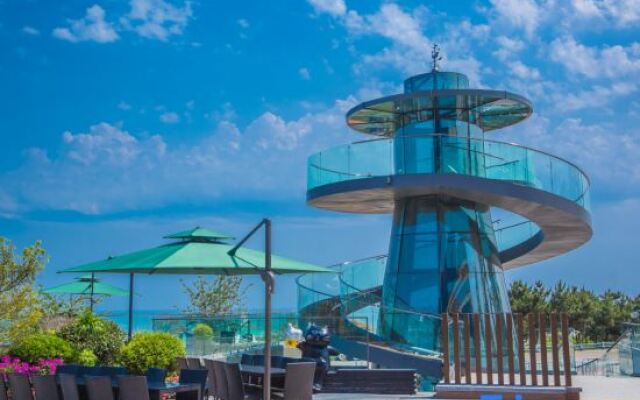 Tsingtao Time Resort Hotel