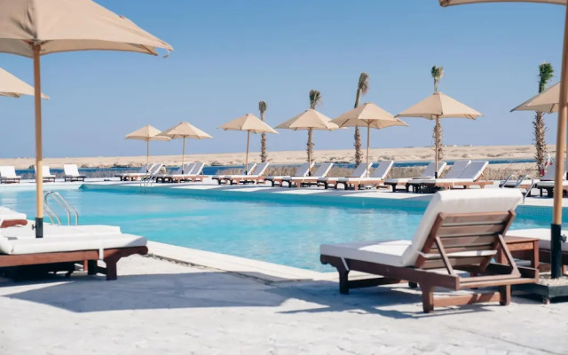 Sentido Naga Bay