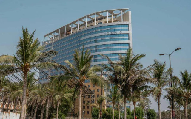 Seafront Luxury Suites Jeddah Corniche
