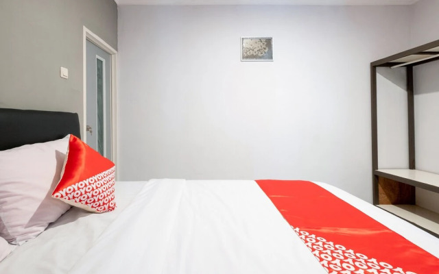 Crown Residence by OYO Rooms