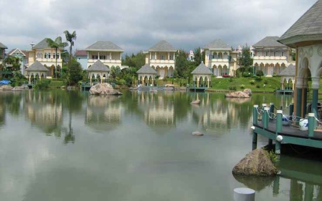 Villa Hello Kitty Puncak
