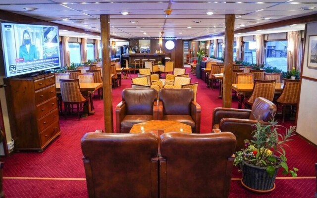 MS Diana Hotel - Cruises