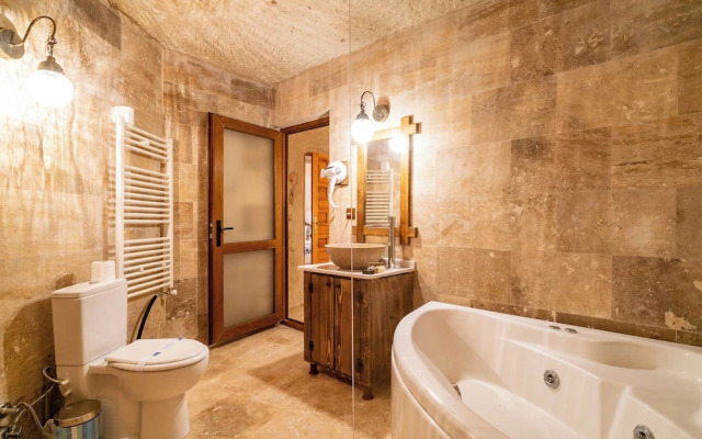 Cappadocia inans Cave & Swimming Pool Hot