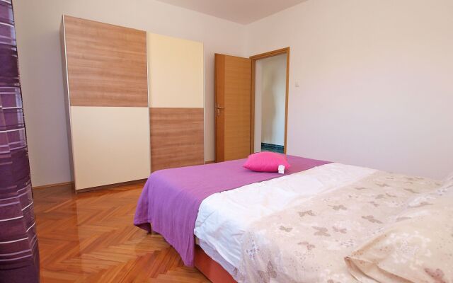 Apartment Vili 351