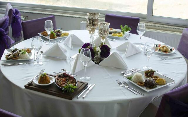 Lavin Otel