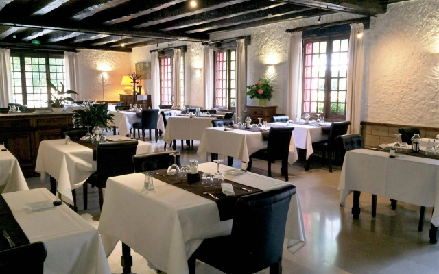 Hostellerie La Charmille